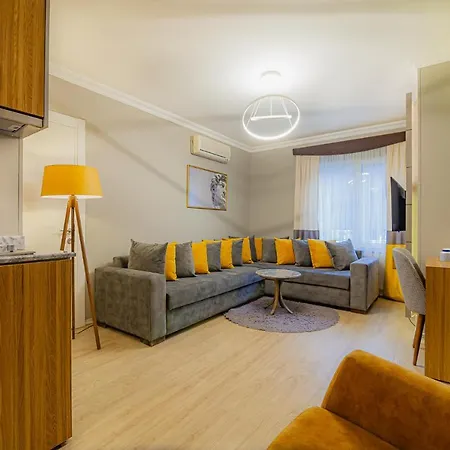Aparthotel Grand Lee