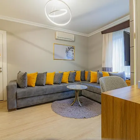 Aparthotel Grand Lee *