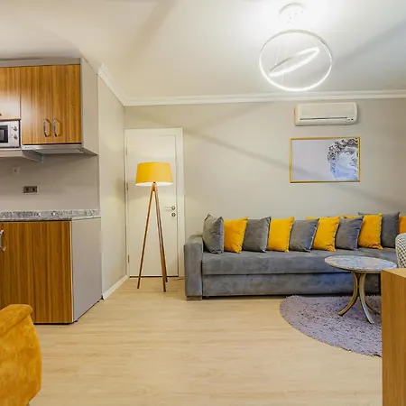 Apart Otel Grand Lee