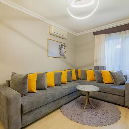 Apart Otel Grand Lee *